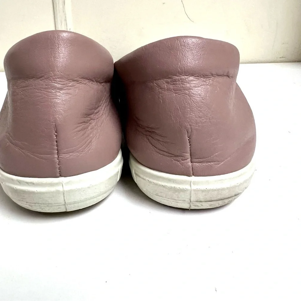 Ecco Women's Mauve Simpil Loafers classic minimalist preppy casual leather 10 40